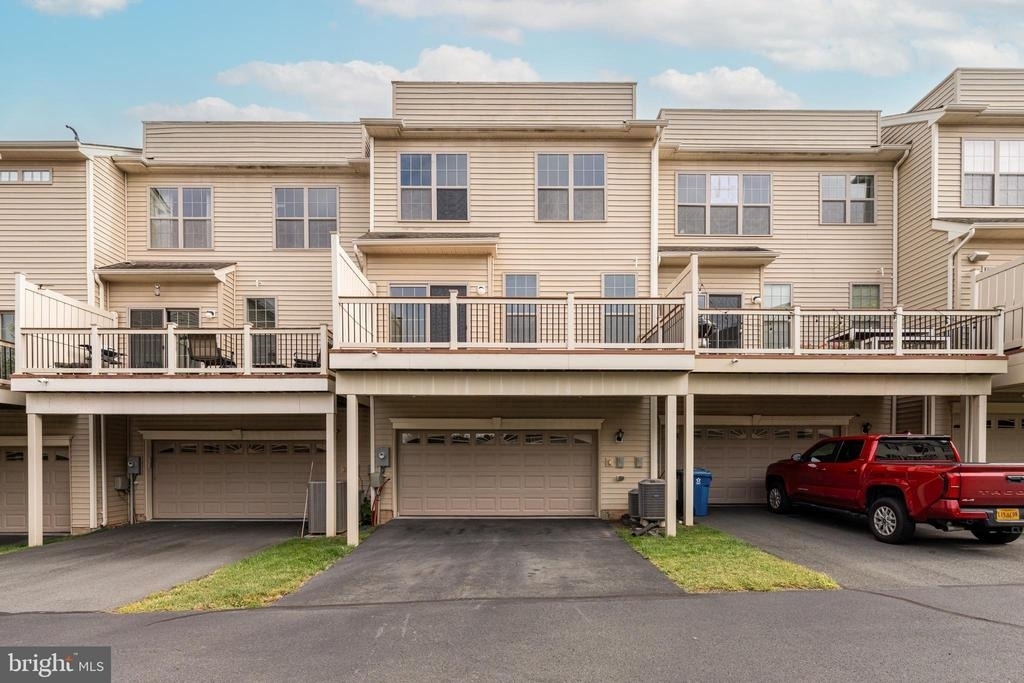 22635 Norwalk Square - Photo 33