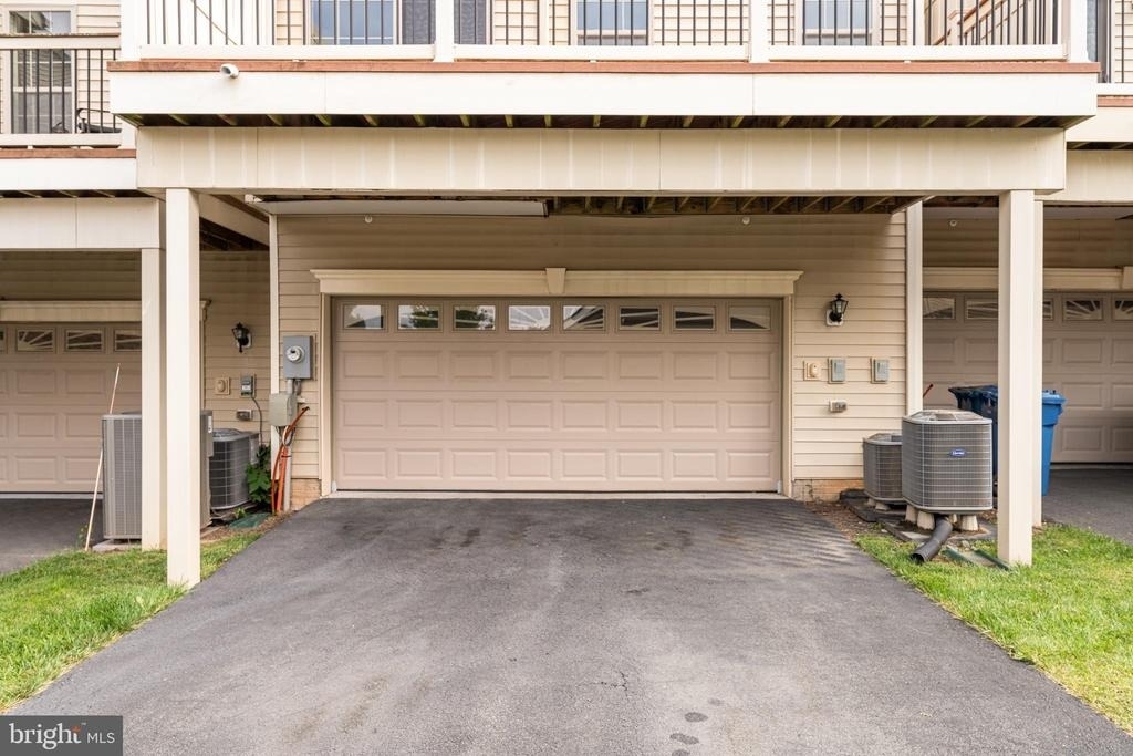 22635 Norwalk Square - Photo 34