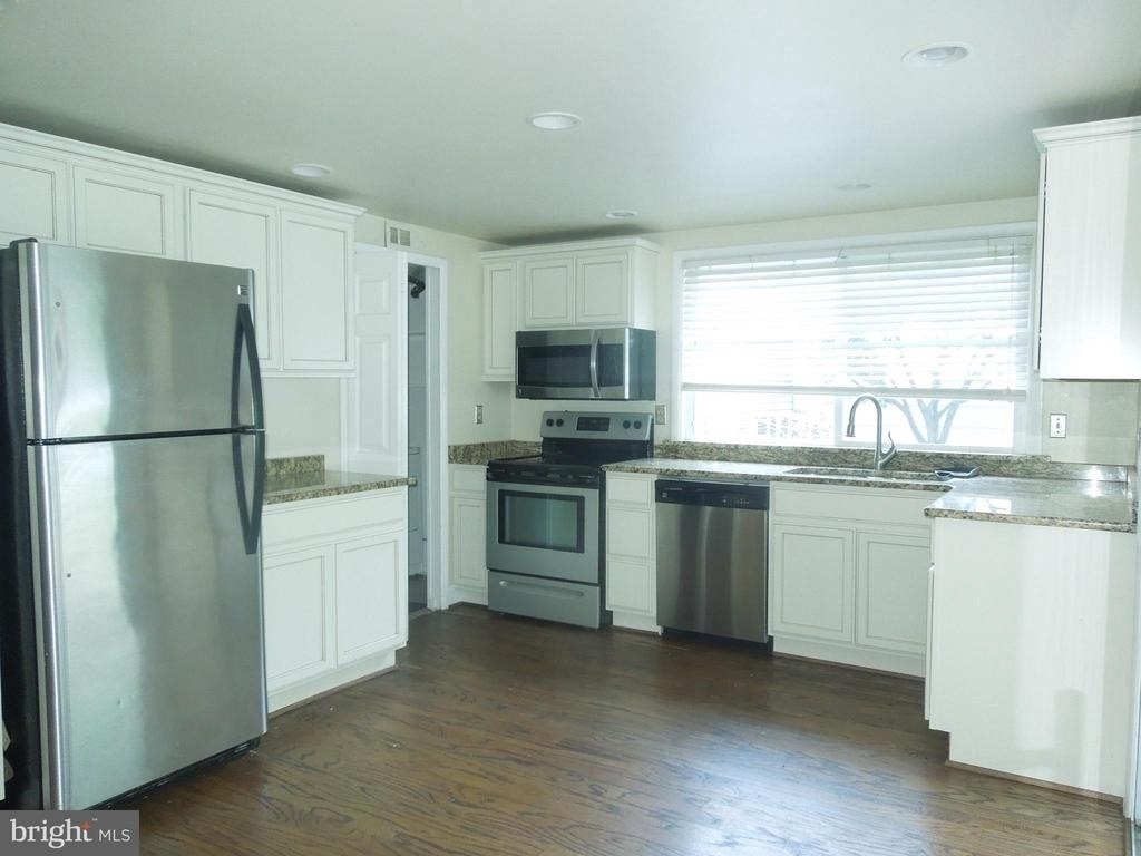 7 Biscayne Place - Photo 3