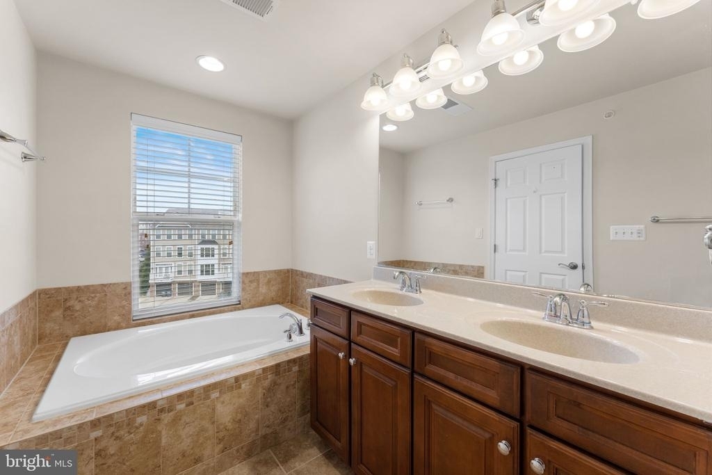 24660 Caribou Square - Photo 24