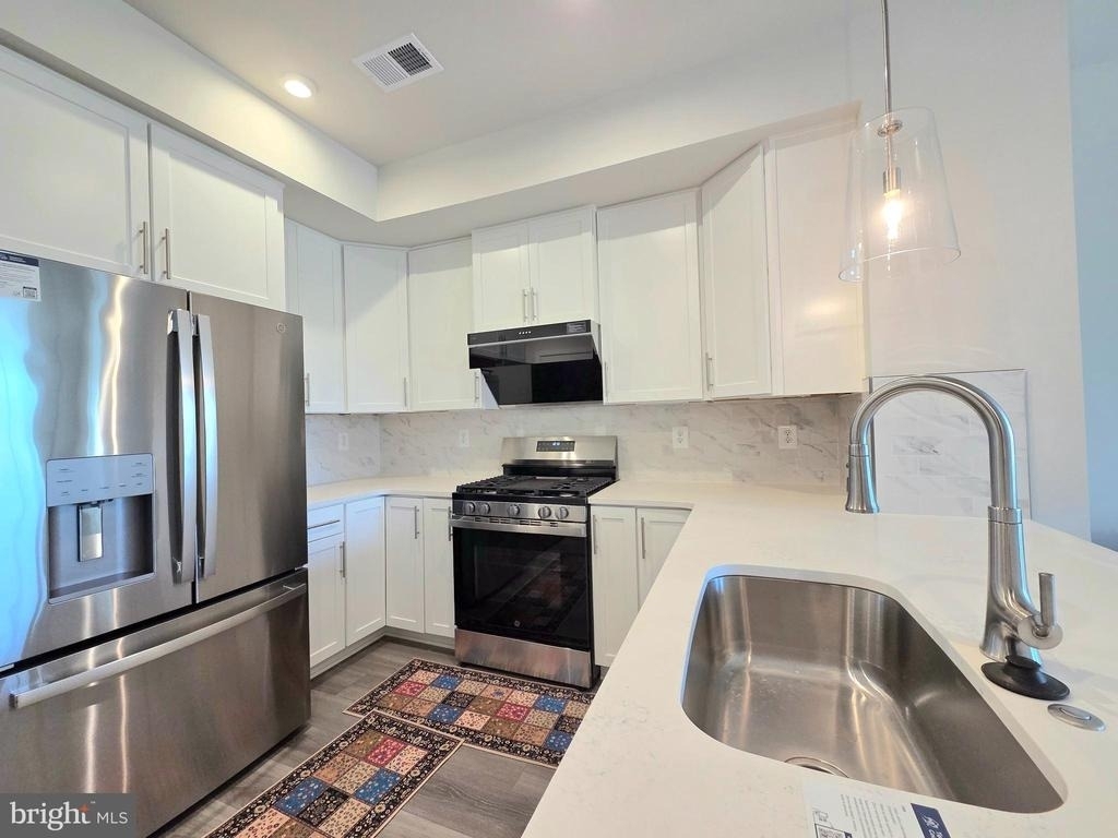 4528 Dandelion Loop - Photo 6