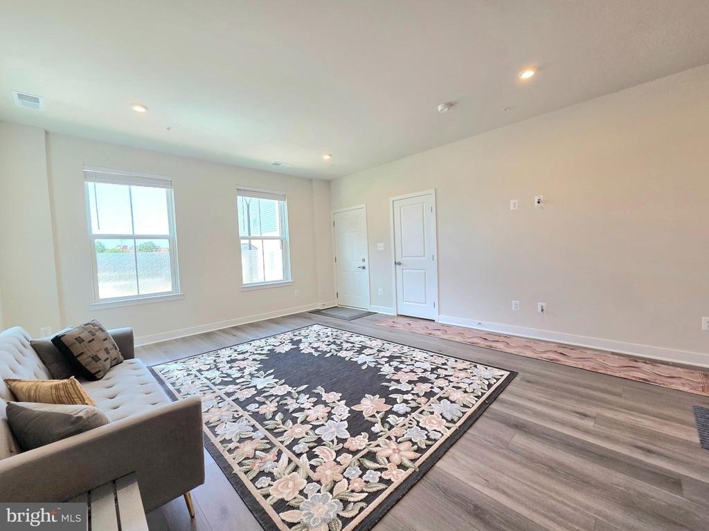 4528 Dandelion Loop - Photo 4