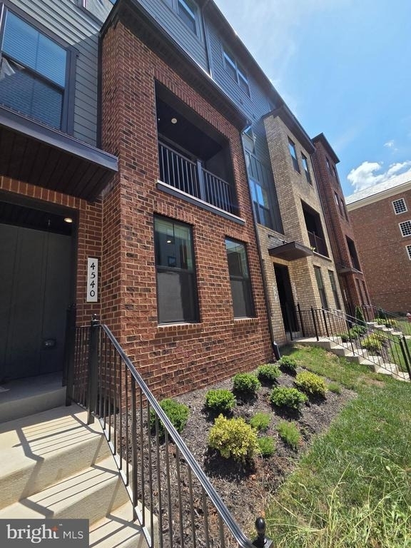 4540 Dandelion Loop - Photo 1