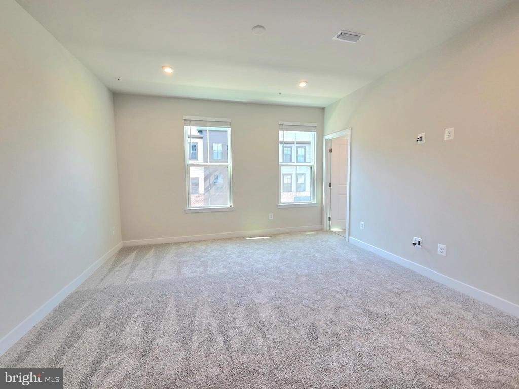 4540 Dandelion Loop - Photo 29