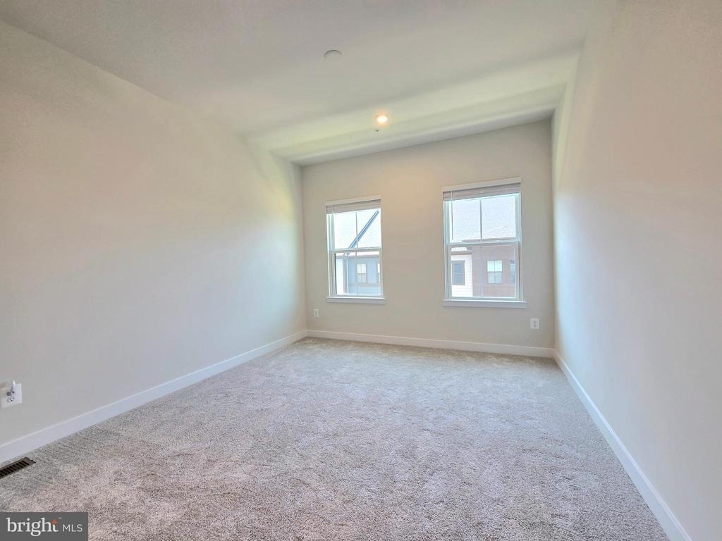 4540 Dandelion Loop - Photo 39