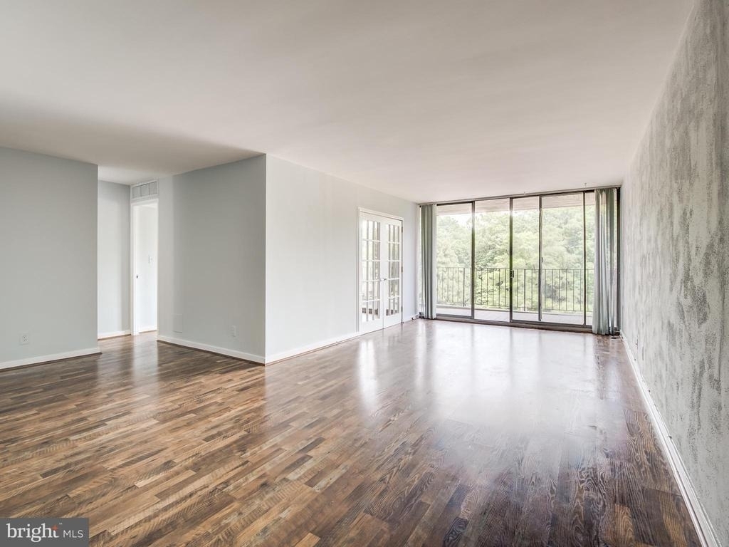 11400 Washington Plaza W - Photo 3