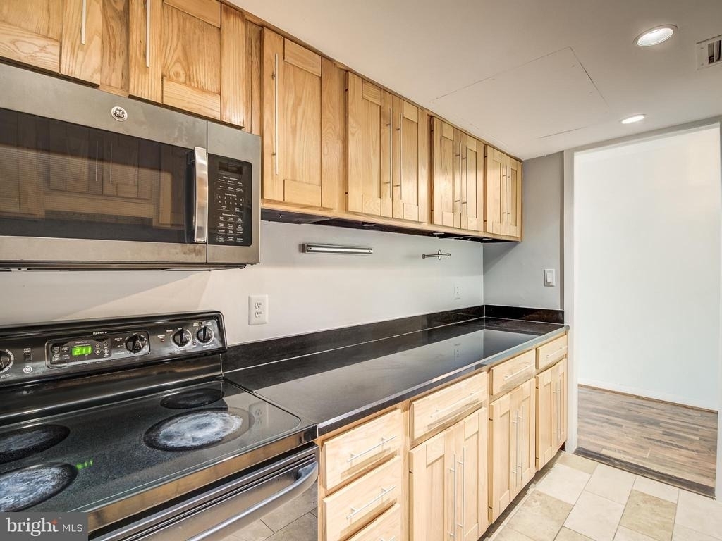 11400 Washington Plaza W - Photo 15