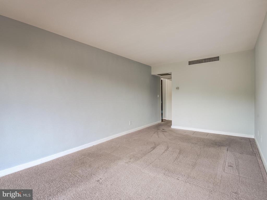 11400 Washington Plaza W - Photo 34