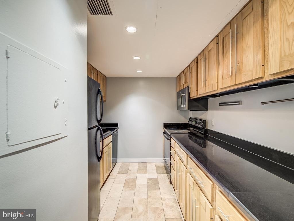 11400 Washington Plaza W - Photo 11