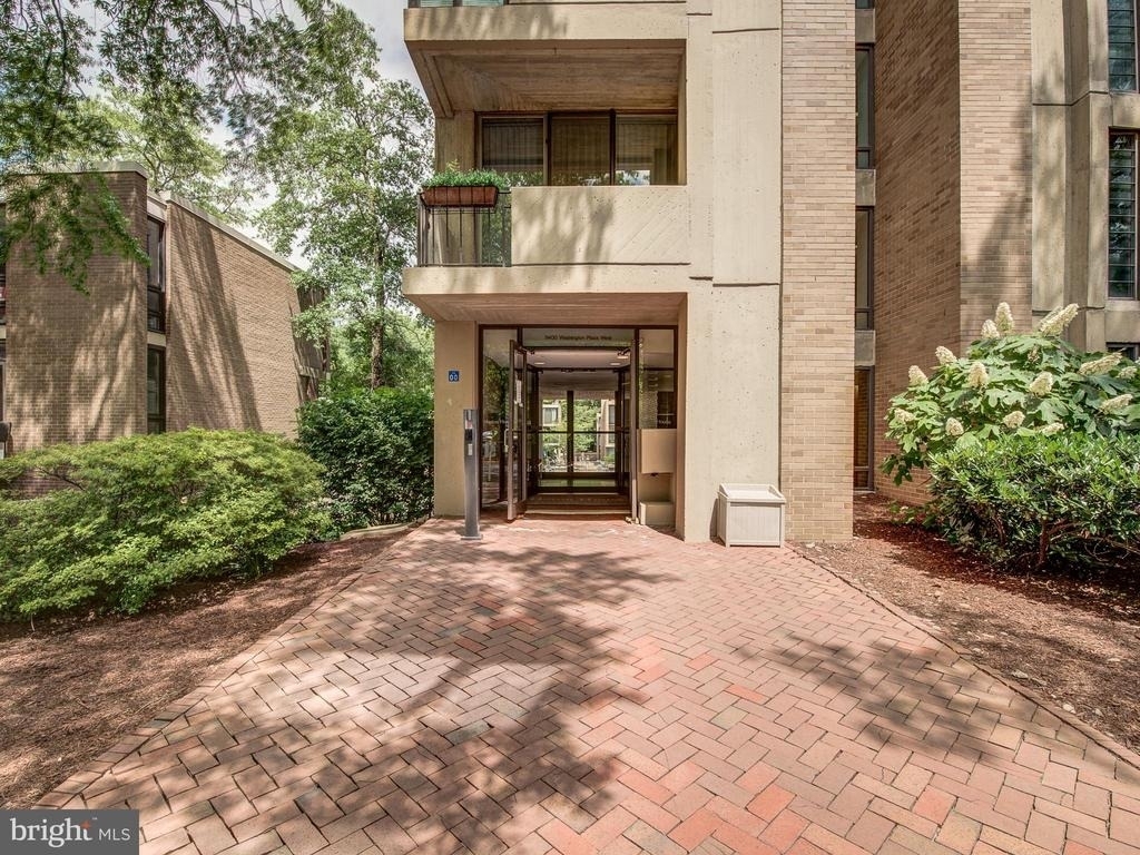 11400 Washington Plaza W - Photo 5