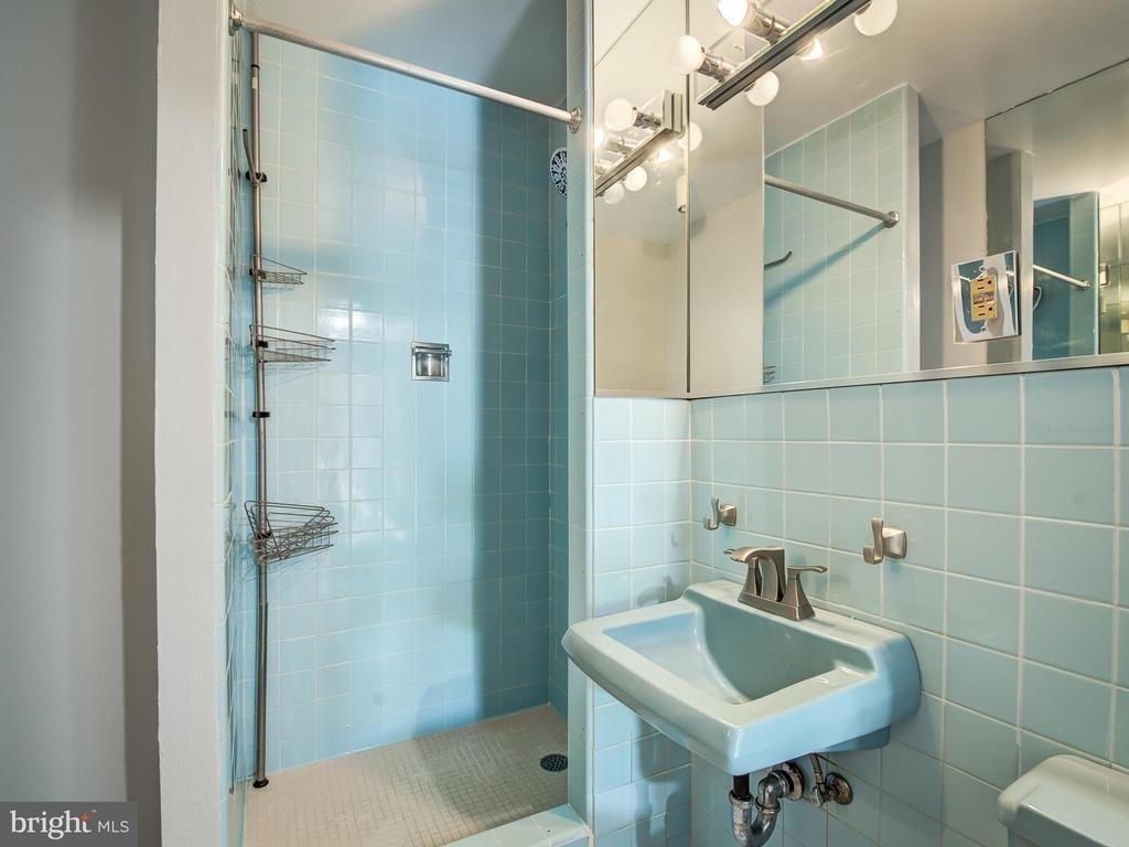 11400 Washington Plaza W - Photo 29