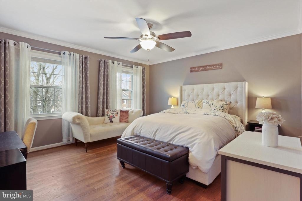 7010 Leestone Street - Photo 10