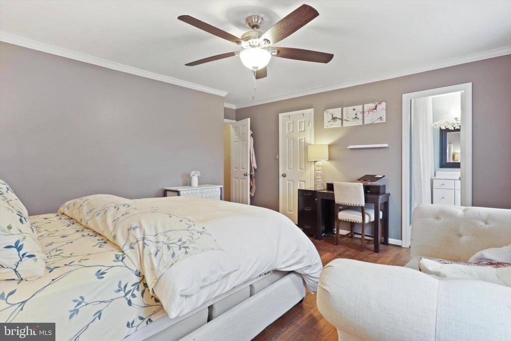 7010 Leestone Street - Photo 15