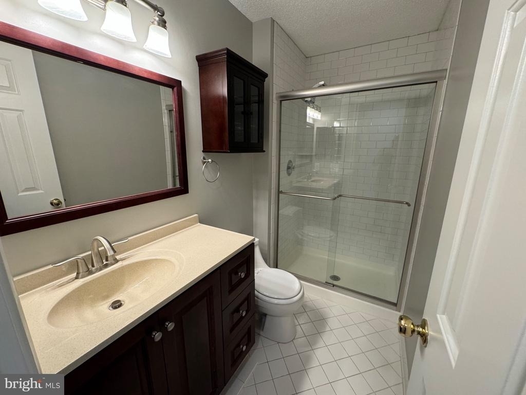 12103 Greenwood Court - Photo 18
