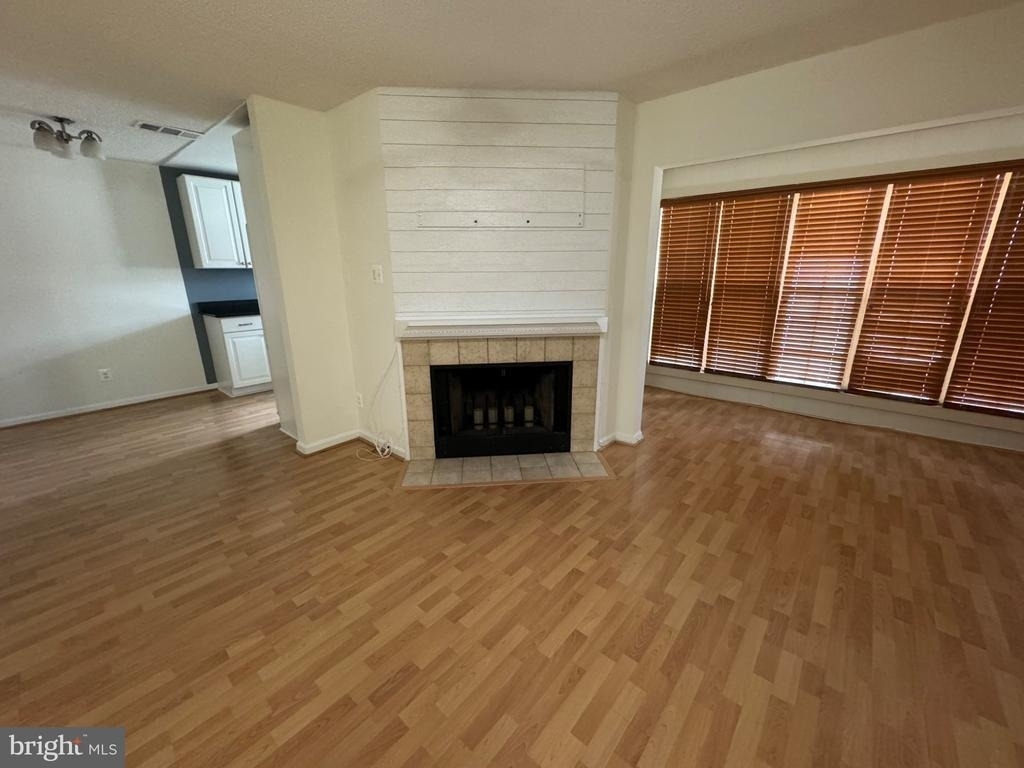 12103 Greenwood Court - Photo 16