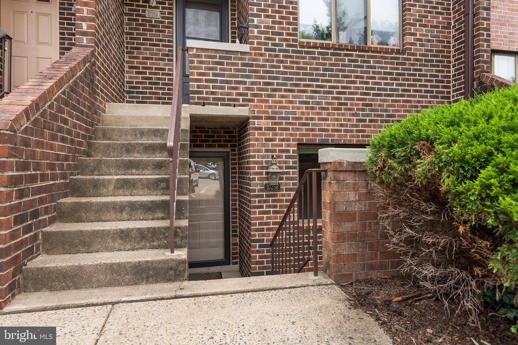 3725 Madison Lane - Photo 0
