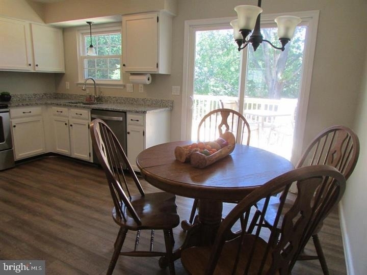 14840 Lynhodge Court - Photo 9