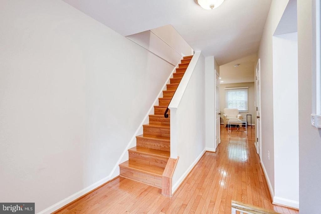 6295 Hillary Court - Photo 3