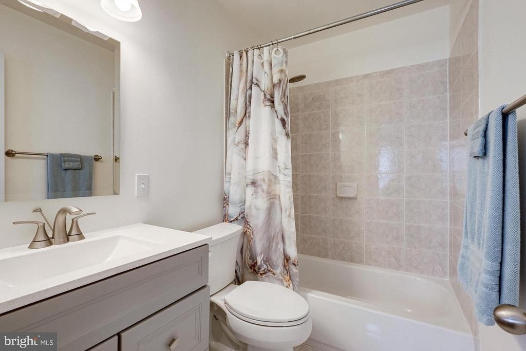 6295 Hillary Court - Photo 16