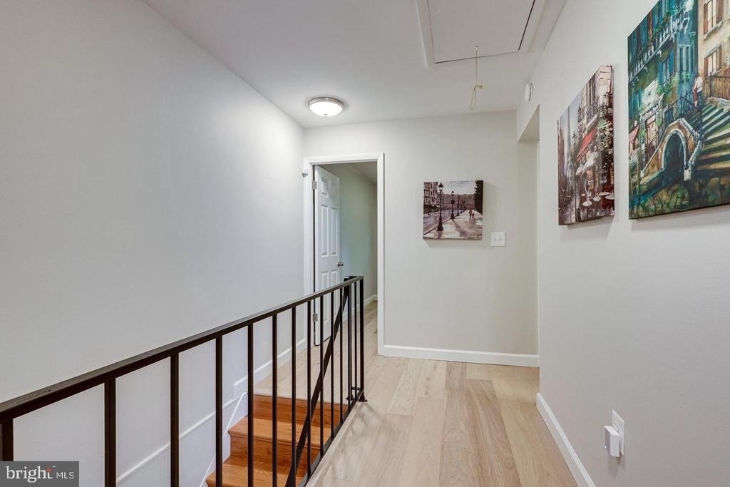 6295 Hillary Court - Photo 14