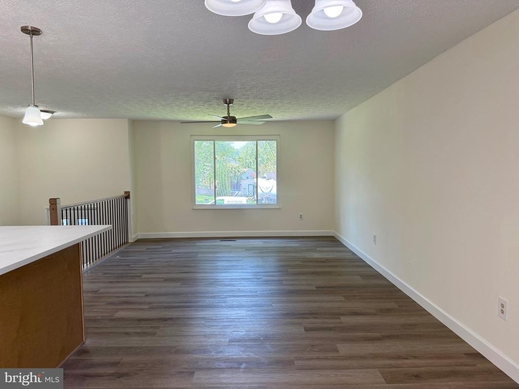 4404 Carrier Court - Photo 6