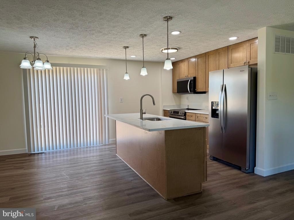 4404 Carrier Court - Photo 4