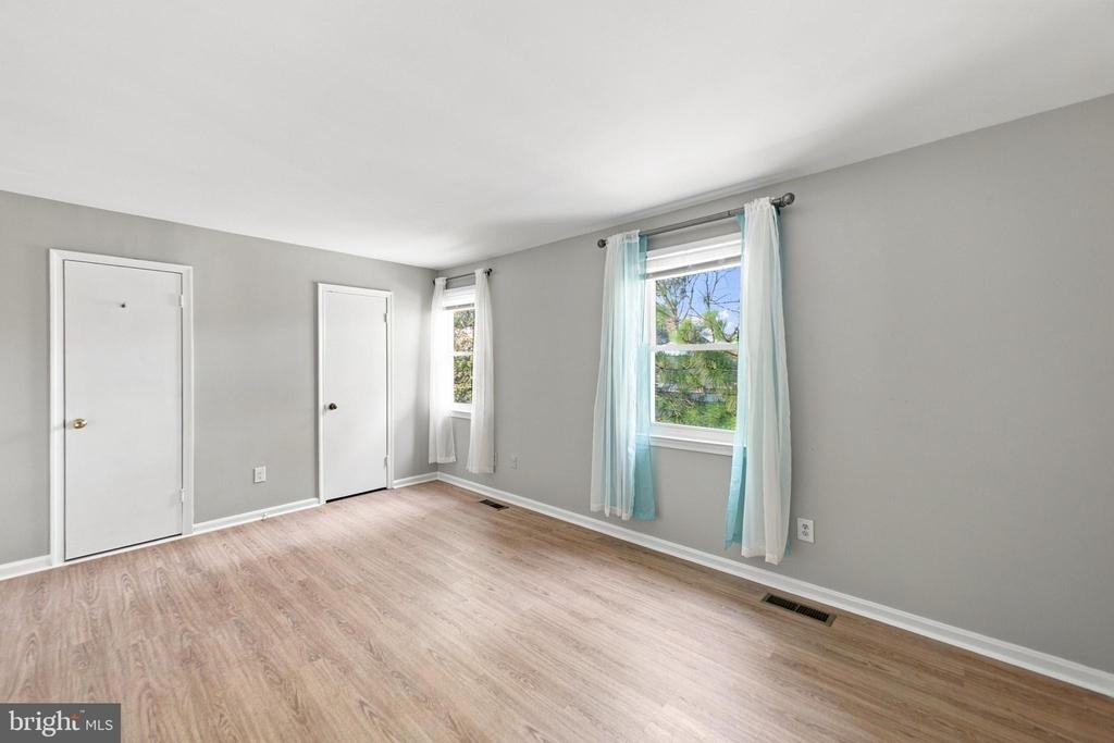 8346 Stationhouse Court - Photo 17