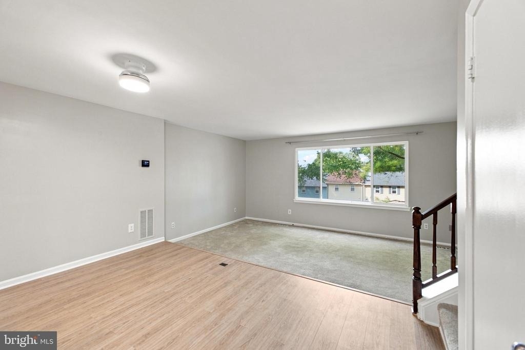 8346 Stationhouse Court - Photo 14