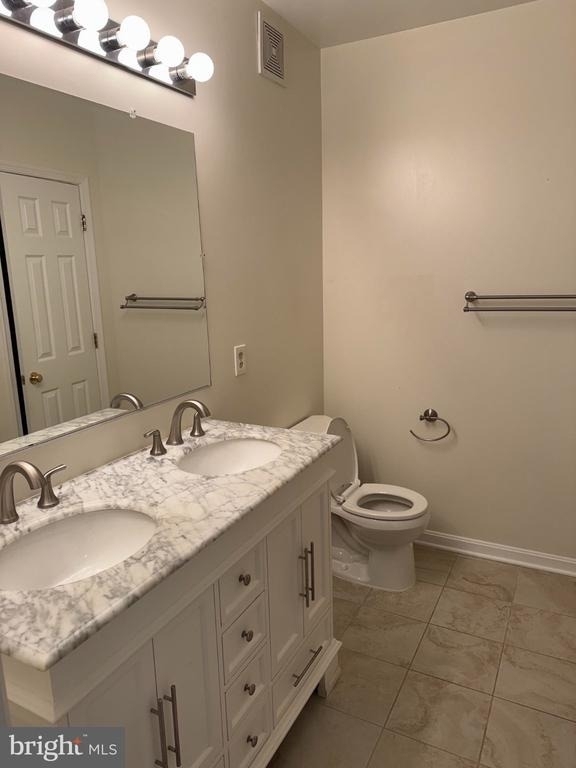 1588 Leeds Castle Drive - Photo 8