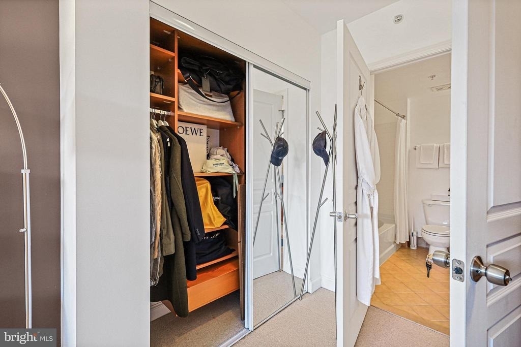 2451 Midtown Avenue - Photo 20