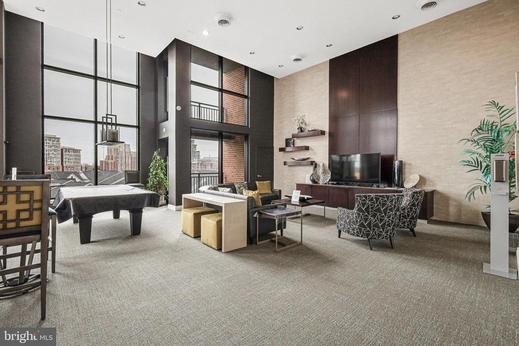 2451 Midtown Avenue - Photo 25