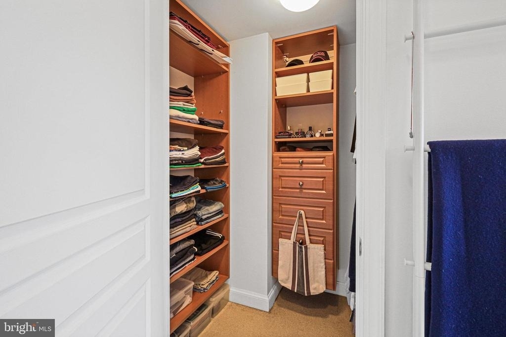 2451 Midtown Avenue - Photo 16