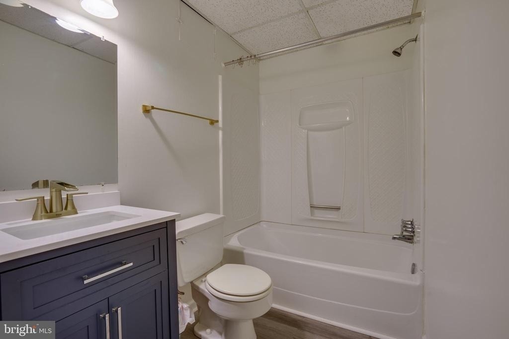 4405 Elan Court - Photo 37