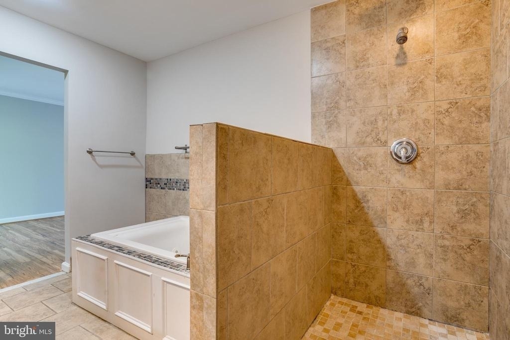 4405 Elan Court - Photo 23