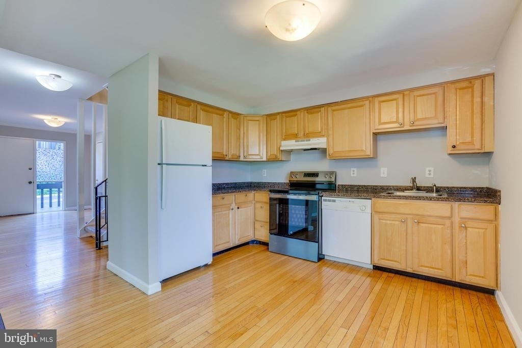 4405 Elan Court - Photo 5
