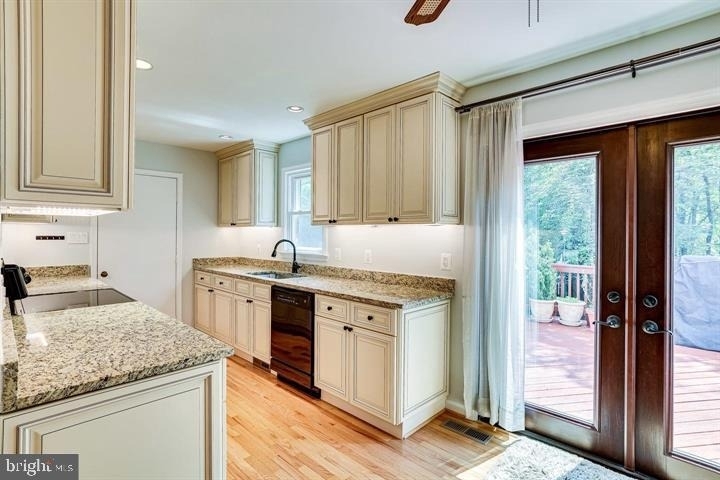 2601 Seskey Glen Court - Photo 14