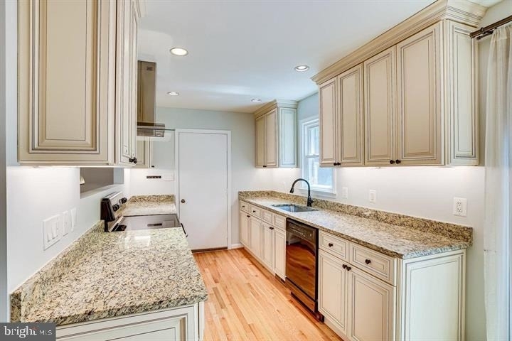 2601 Seskey Glen Court - Photo 15