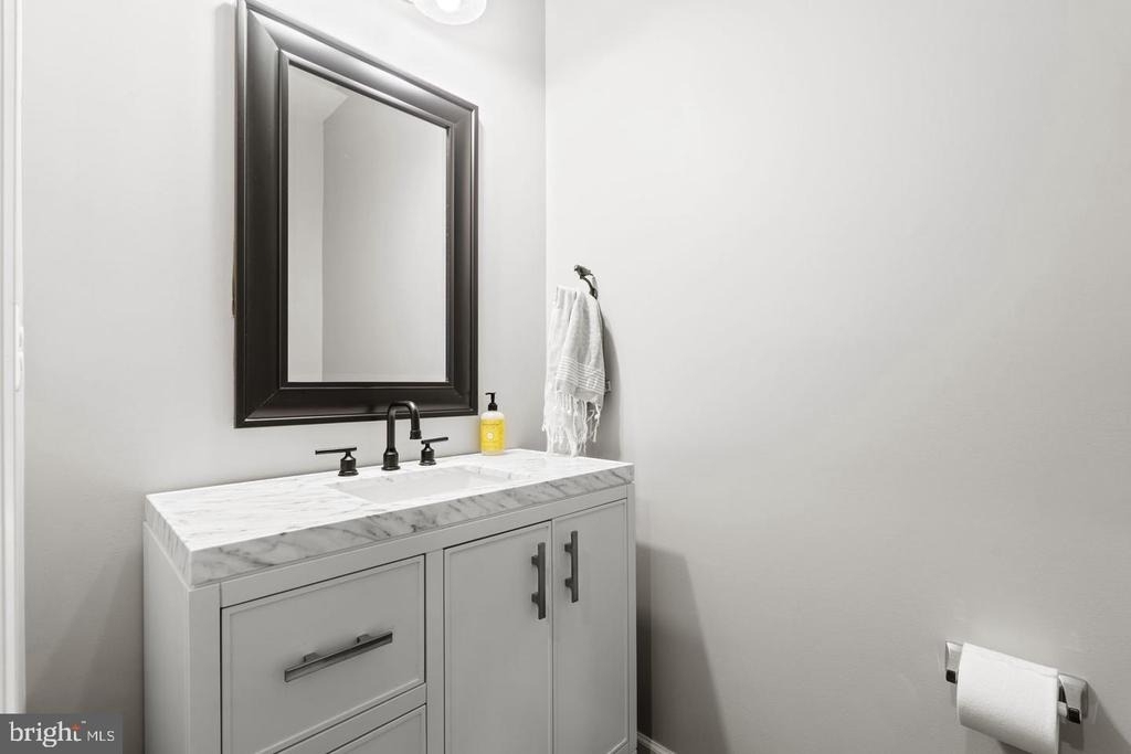 9228 Clementine Court - Photo 39