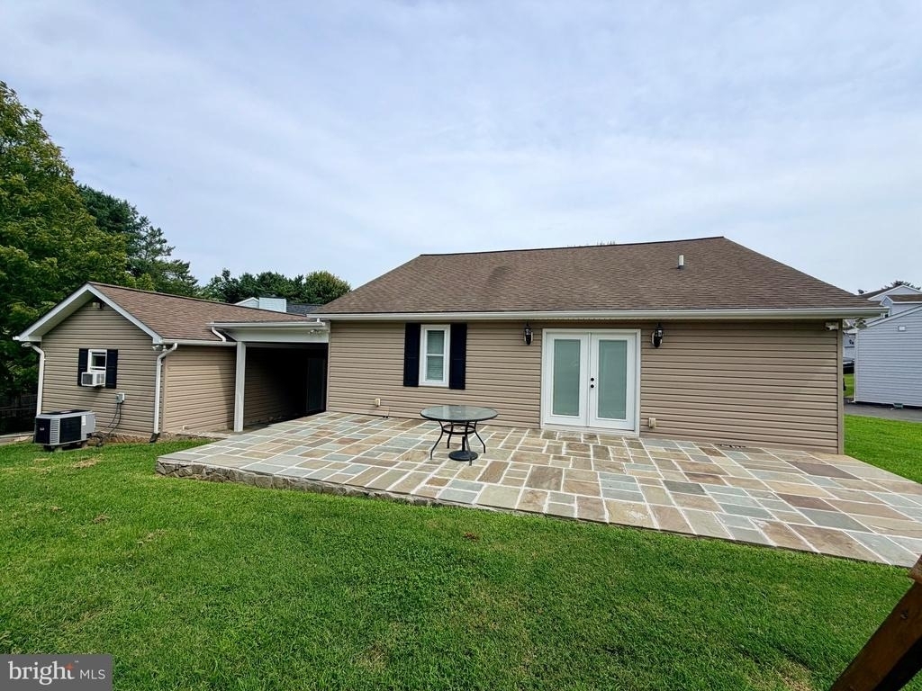 504 Hitt Court - Photo 43