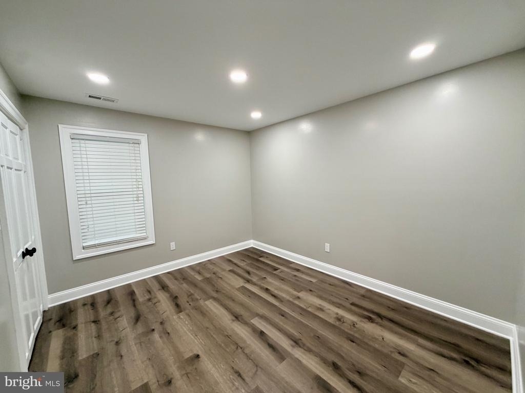 504 Hitt Court - Photo 25