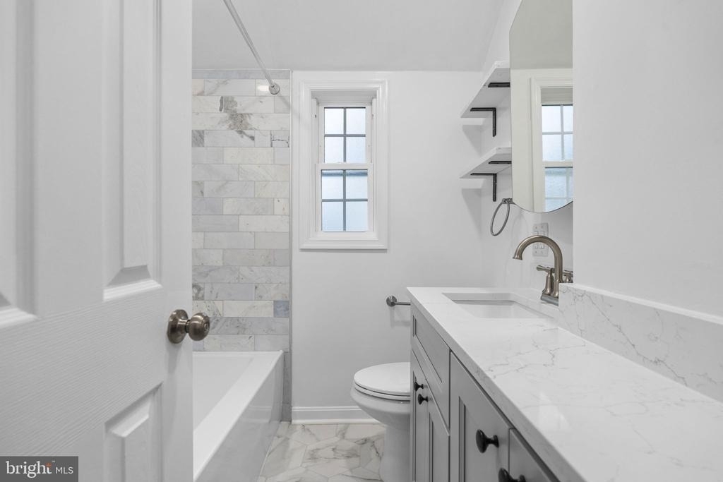 3742 Jason Avenue - Photo 11