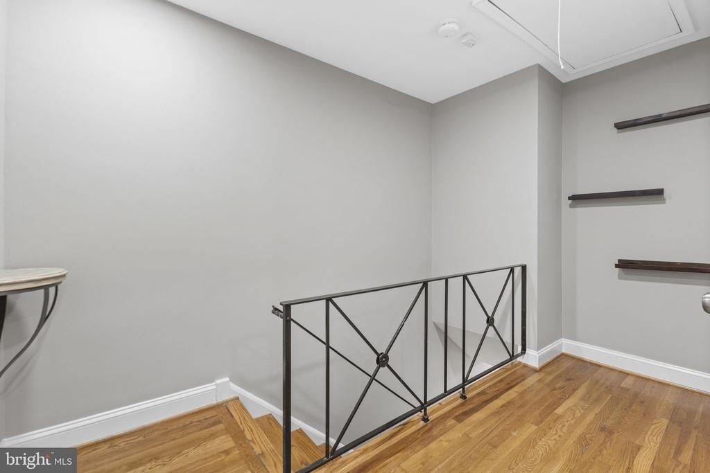 3742 Jason Avenue - Photo 13