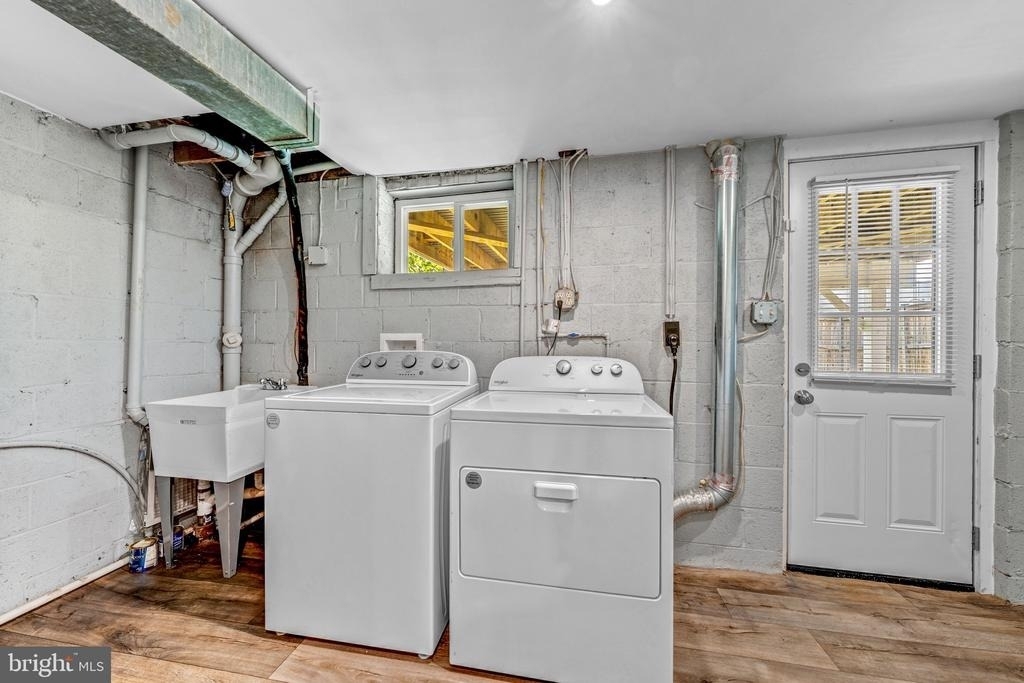 3930 Vermont Avenue - Photo 26
