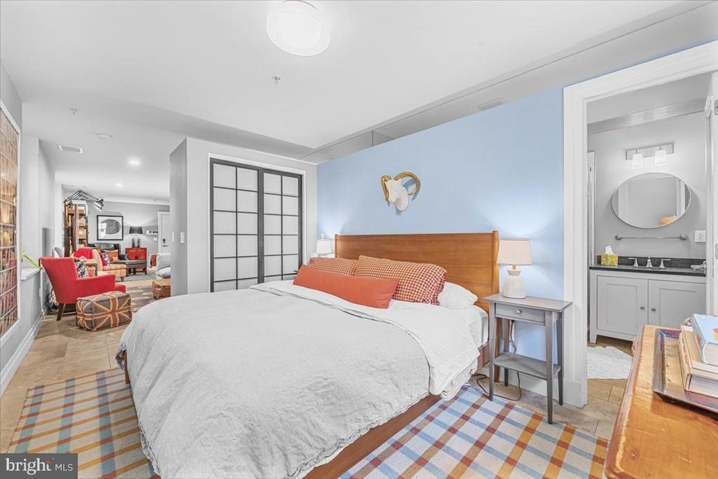 1210 Queen Street - Photo 18