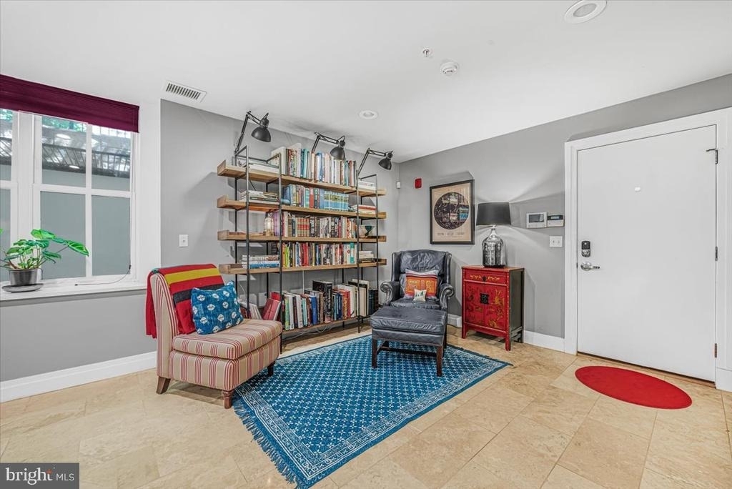 1210 Queen Street - Photo 1