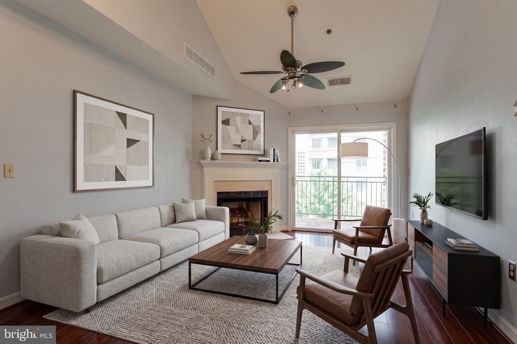 2310 14th Street N - Photo 2