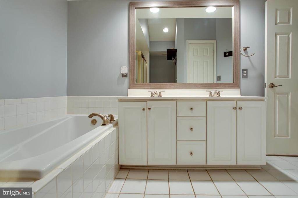 2310 14th Street N - Photo 17