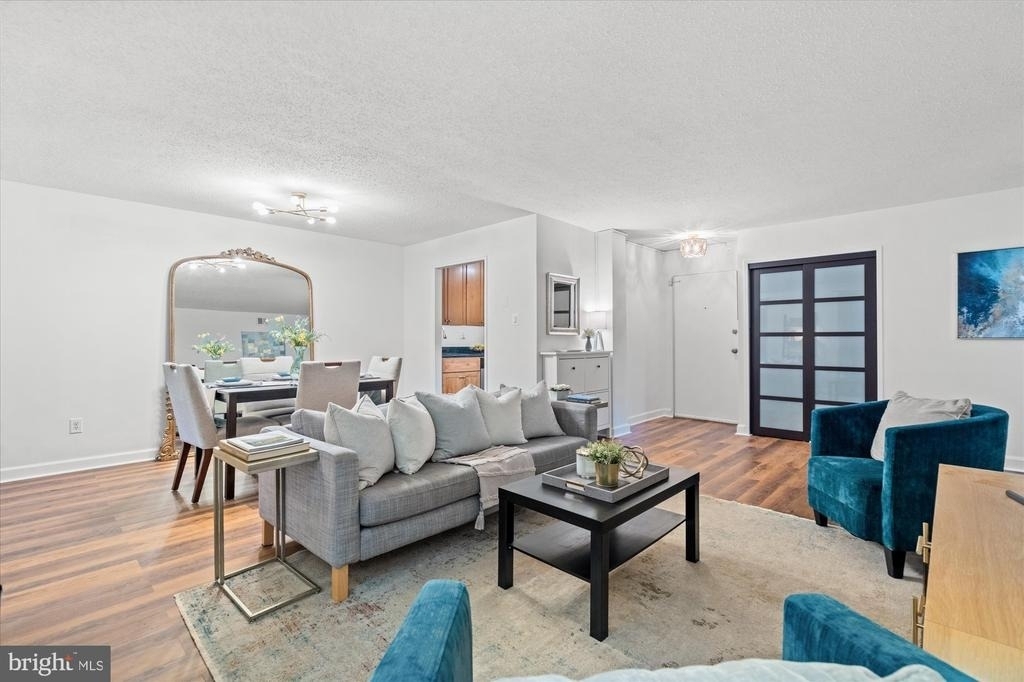 1730 Arlington Boulevard - Photo 4