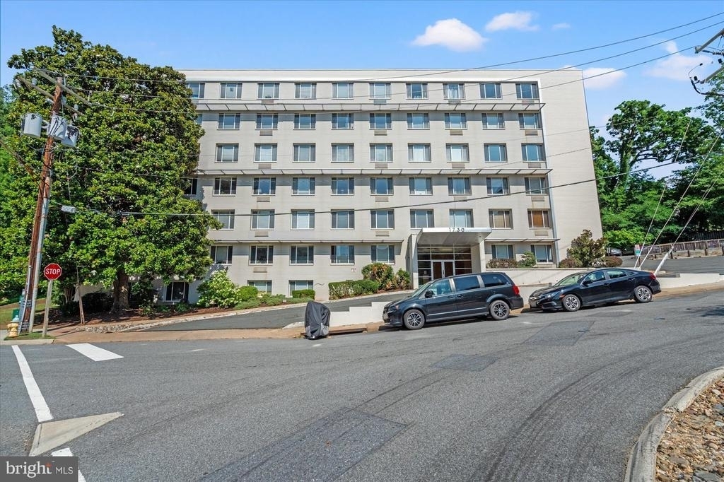 1730 Arlington Boulevard - Photo 34