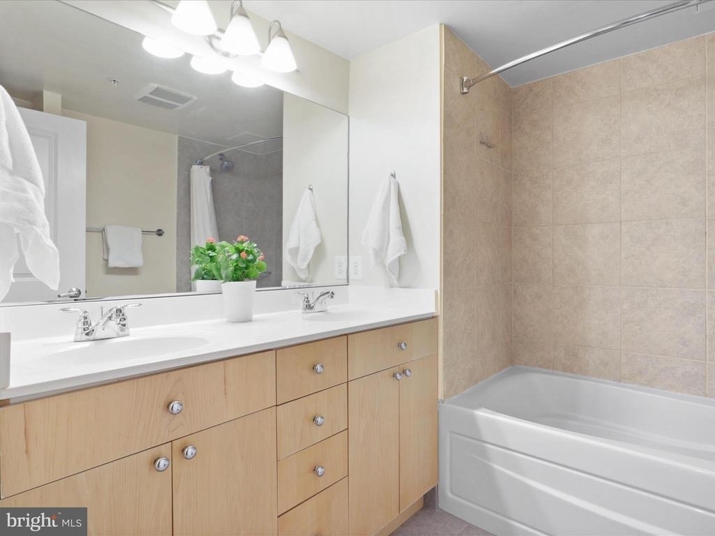 820 N Pollard Street - Photo 34